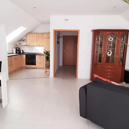 Appartement Dachgeschosswohnung *