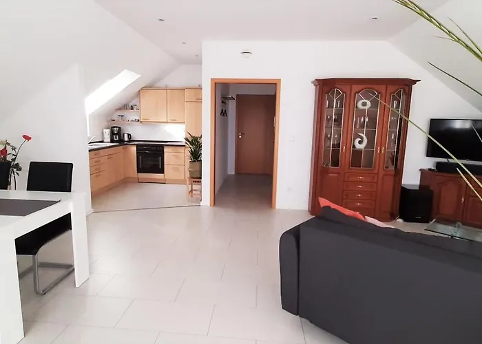 Apartamento Dachgeschosswohnung *